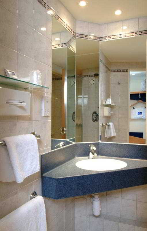 Express Birmingham Nec By Ihg Hotel